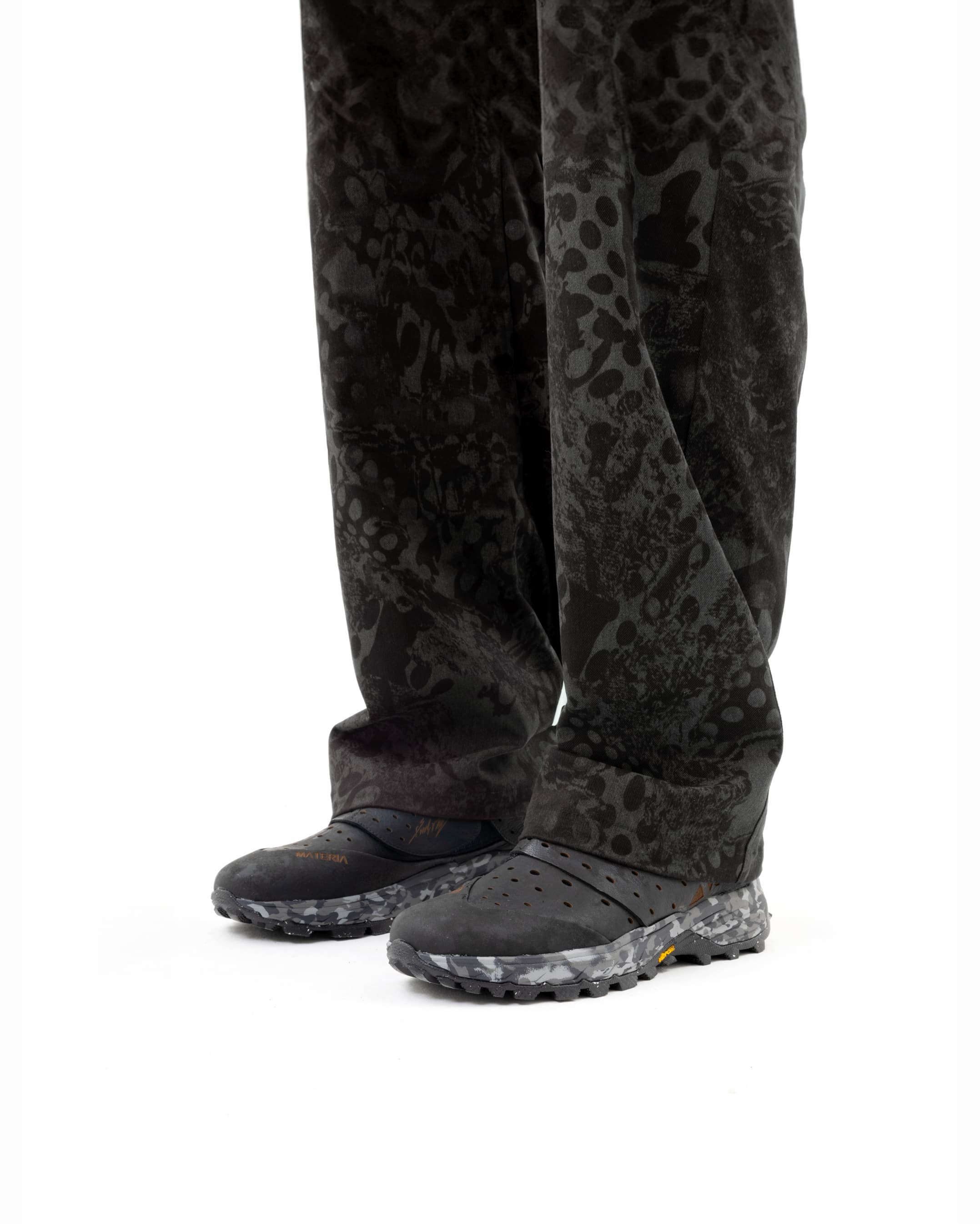 VELCRO_SHADOW MATTER